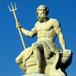 Neptune-god-statue